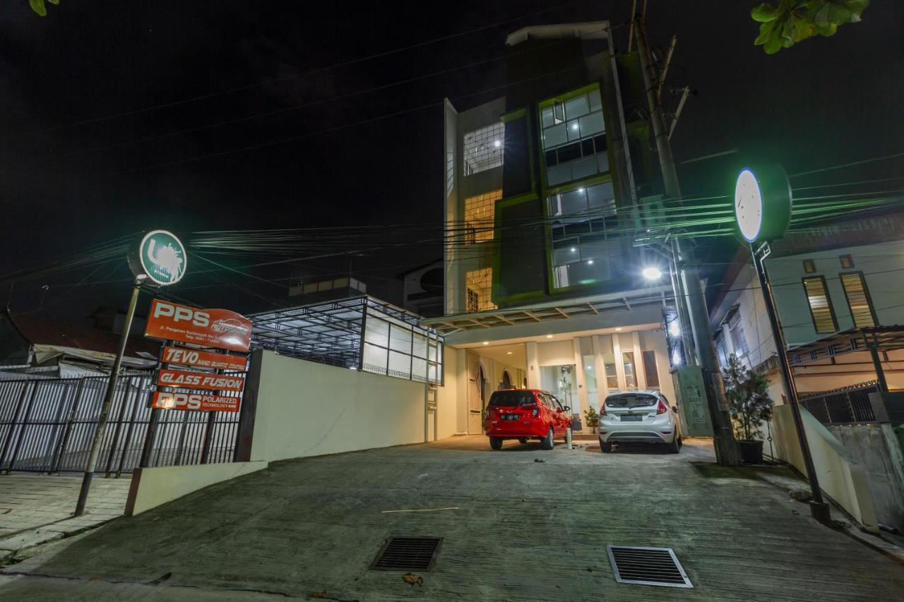 Reddoorz Near Samarinda Central Plaza Экстерьер фото