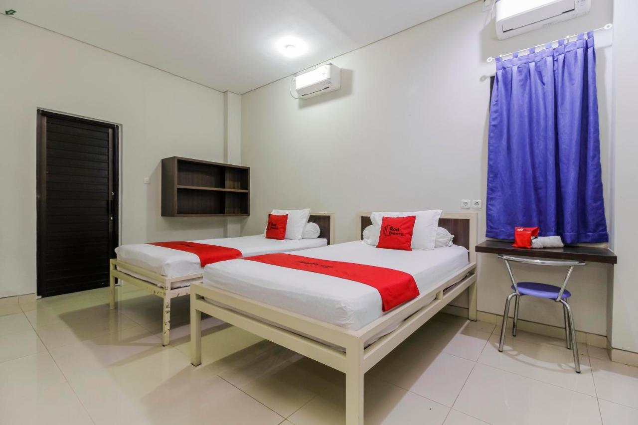 Reddoorz Near Samarinda Central Plaza Экстерьер фото