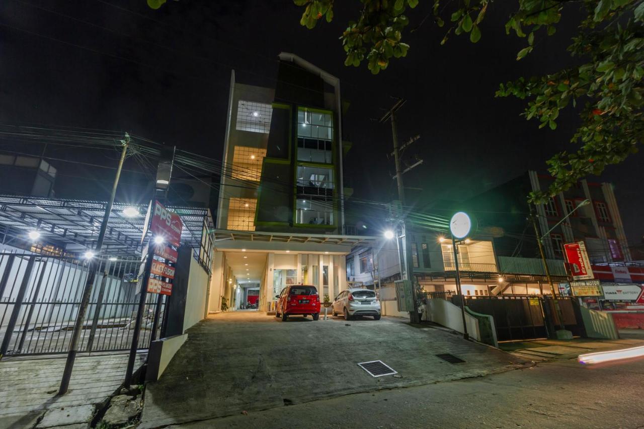 Reddoorz Near Samarinda Central Plaza Экстерьер фото